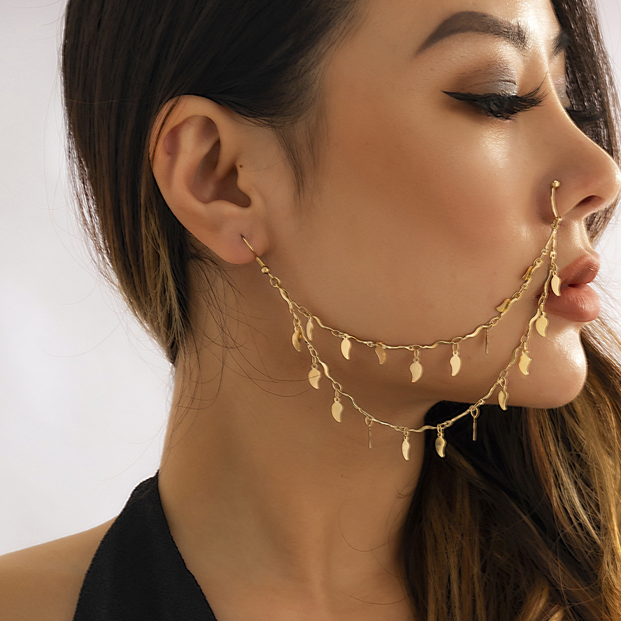 インドのゴールドカラーのパールバタフライタッセルイヤリングノ - Body Jewelry Indian のレビューと価格