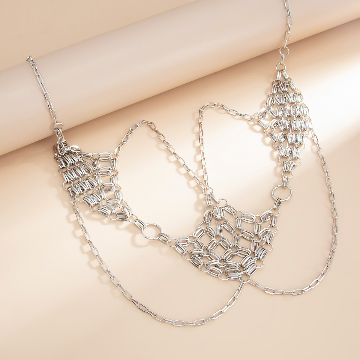 ボディチェーン メタルメッシュ フリンジ付き 精巧な織り込み - Body Jewelry Gold のレビューと価格
